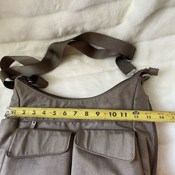 Baggallini Light brown nylon detachable crossbody bag with silver tone hardwares - Picture 6 of 13